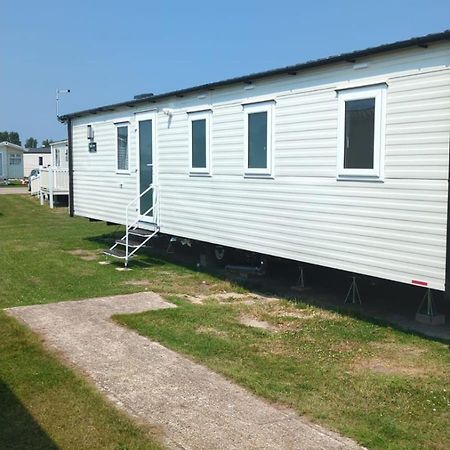 Отель An Oasis Of Serenity In Camber Sands - Brand New 8 Berth Caravan Экстерьер фото