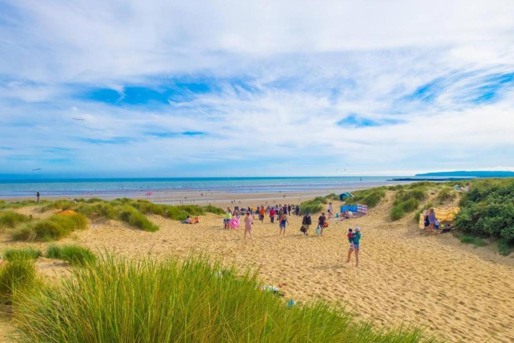Отель An Oasis Of Serenity In Camber Sands - Brand New 8 Berth Caravan Экстерьер фото