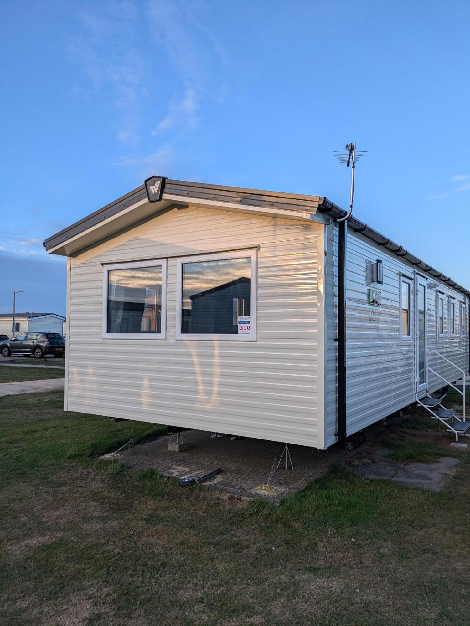 Отель An Oasis Of Serenity In Camber Sands - Brand New 8 Berth Caravan Экстерьер фото
